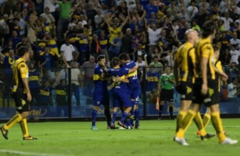Imagen de Con un gol de Riquelme, Boca venció a Olimpo