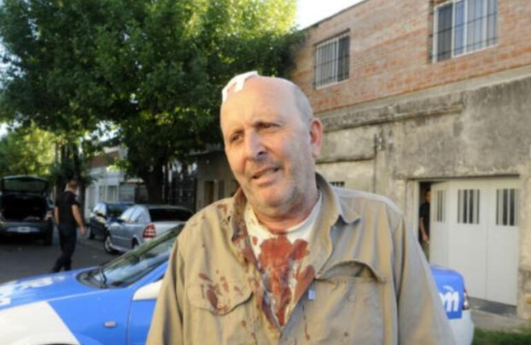 Luis Brichi dijo que está cansado y que lo robaron 8 veces en 4 años. Foto: G. de los Rios. La Capital Luis Brichi dijo que está cansado y que lo robaron 8 veces en 4 años. Foto: G. de los Rios. La Capital