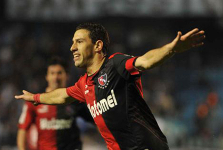 Imagen de Newell&acute;s recibe a Racing y va por todo