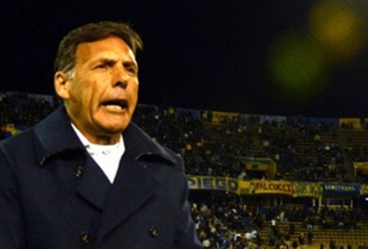 Miguel &Aacute;ngel Russo, el capit&aacute;n del barco canalla