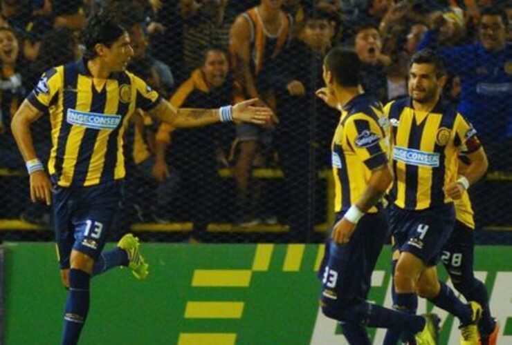 Abreu grita el primero en un muy buen partido del Loco. Foto: Ahora Deportes