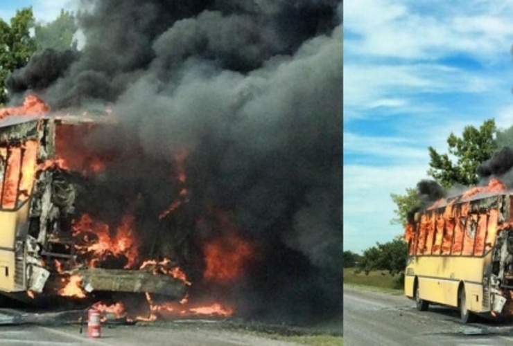 Imagen de Incendio de un colectivo en la autopista