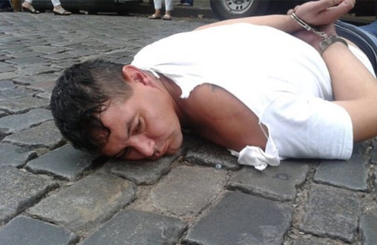 Imagen de En menos de 24 horas dejaron en libertad al ladrón que capturó el actor Gerardo Romano