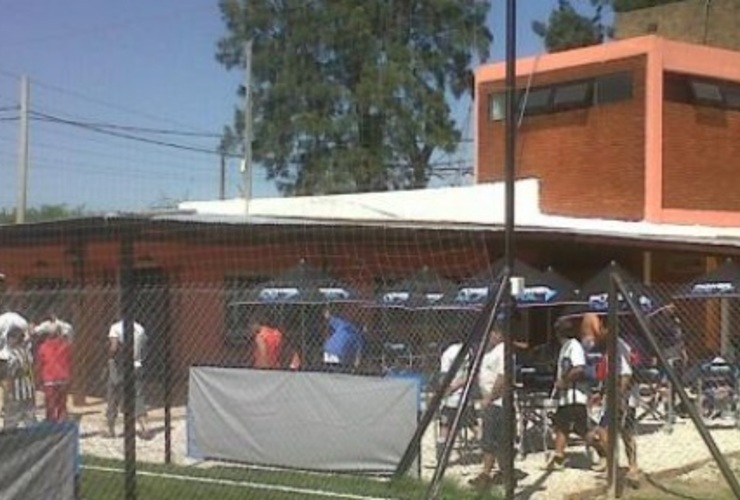 En Rosario: El complejo de la zona sudoeste en el que sucedió el asalto.
