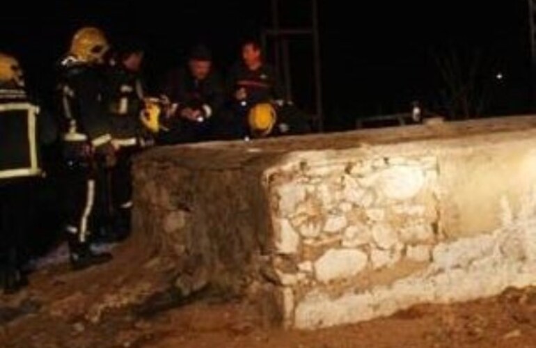 Imagen de Una mujer cay&oacute; a un pozo mientras ten&iacute;a sexo y casi muere por las bajas temperaturas