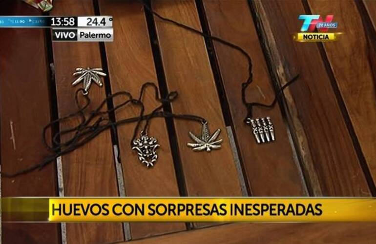Imagen de Hojas de marihuana, balas y calaveras: las “sorpresas” de un huevo de Pascua