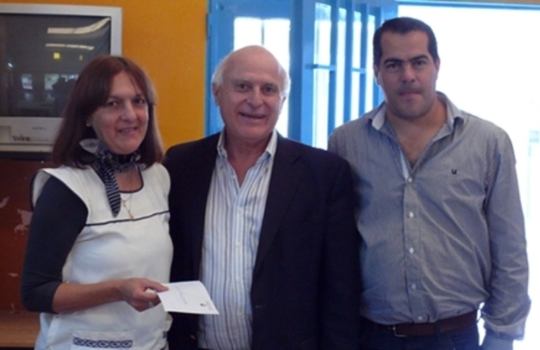 Imagen de Pueblo Esther: El Senador Miguel Lifschitz visitó la Escuela Primaria