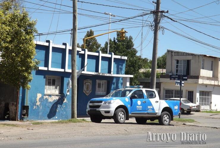 Imagen de Vecinos se niegan al traslado del Comando Radioeléctrico