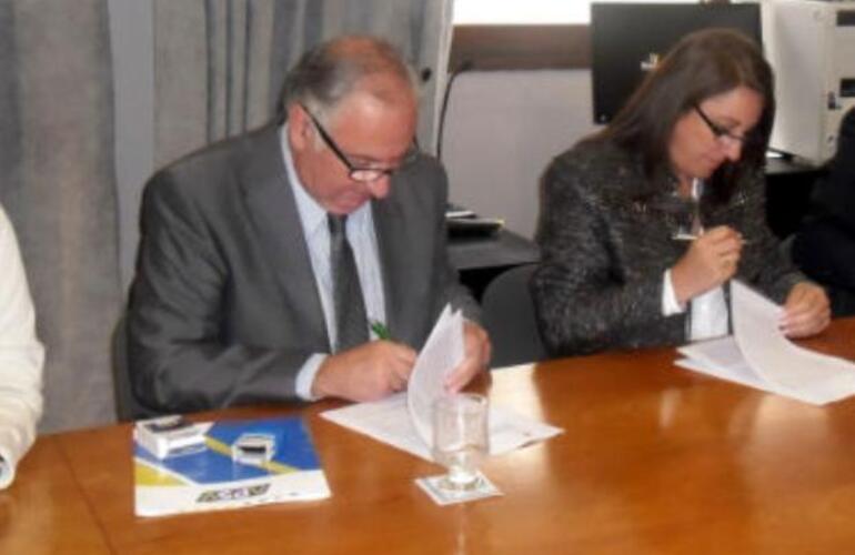 La intendenta M&oacute;nica Fein, el secretario de Control y Convivencia Ciudadana, Pablo Seghezzo, la titular de la Agencia Municipal de Seguridad Vial, M&oacute;nica Alvarado, y el subsecretario de la APSV, Jorge Tarquini.