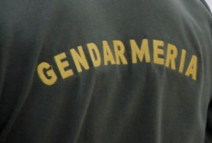 Alguien consiguió el uniforme de gendarme y se hizo pasar por un efectivo de esa fuerza.