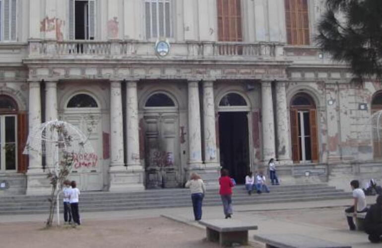 La efémerida sobre la Virgen del Luján produjo escándalo.