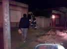 Bomberos inspeccionando el lugar (Belgrano y General López)