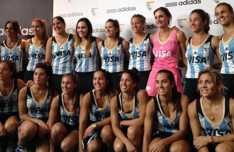 Las Leonas se la juegan en La Haya.