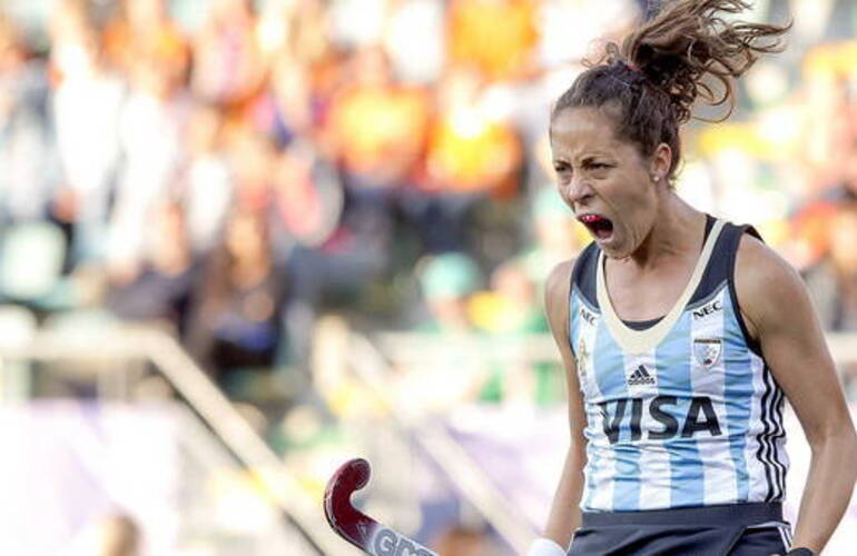 Imagen de Las Leonas vencieron a Sud&aacute;frica en el debut mundialista
