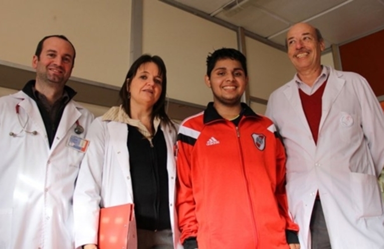 Imagen de Inédito trasplante en el Garrahan a un chico con un corazón artificial