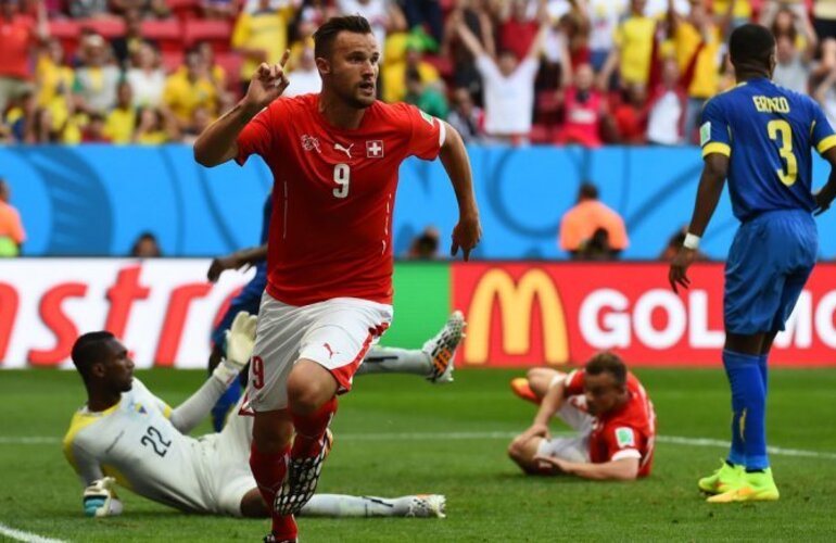 Imagen de Brasil 2014: Ecuador no logr&oacute; sostener su ventaja y perdi&oacute; con Suiza en la agon&iacute;a de su debut mundialista