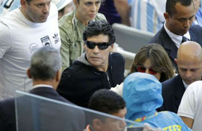 Imagen de Maradona: "No voy a la cancha, no quiero ser un problema para el gobierno ni para los jugadores"