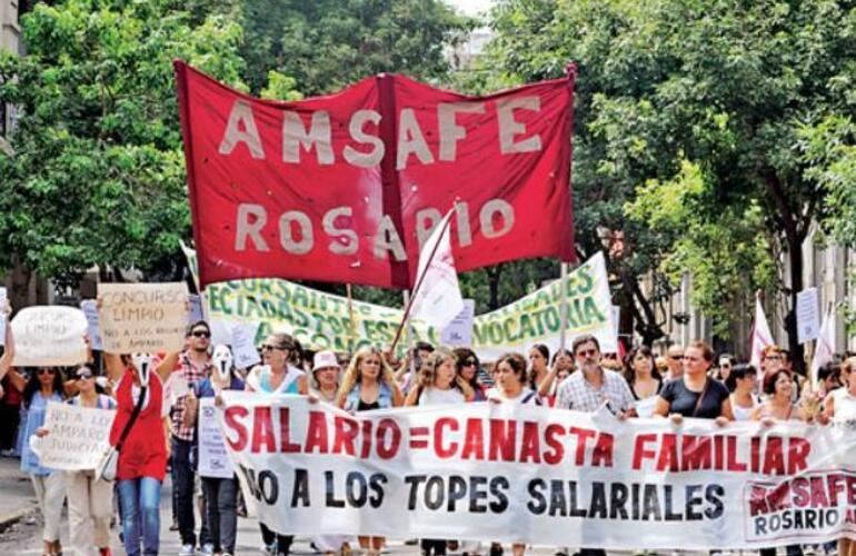 Imagen de El gobierno provincial descontará el día a los docentes que paren hoy