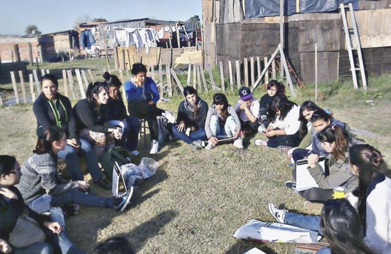 Imagen de Denuncian desnutrici&oacute;n y bajo peso en chicos de Villa Gobernador G&aacute;lvez