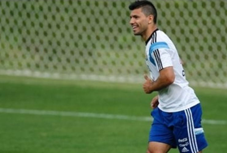 Imagen de El Kun Agüero apura la recuperación pero no llegará al partido ante Bélgica