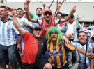 Imagen de Los hinchas ya le dan color al duelo entre Argentina y Holanda