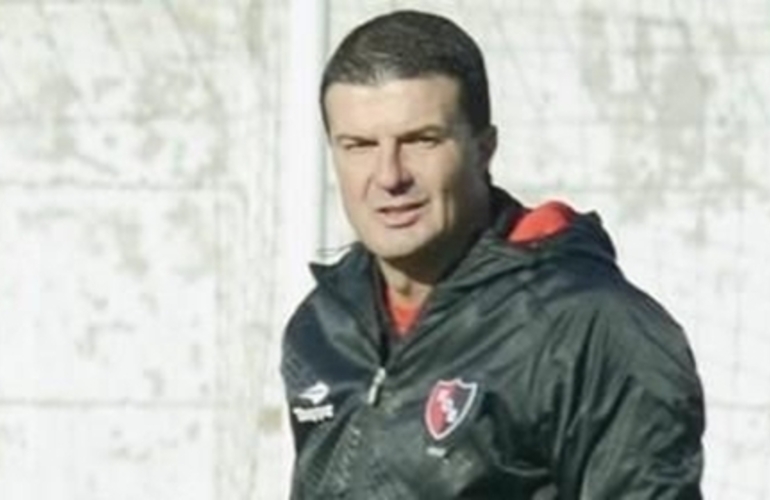 Imagen de En su tercer amistoso Newell's se impuso a Uni&oacute;n por 2 a 1