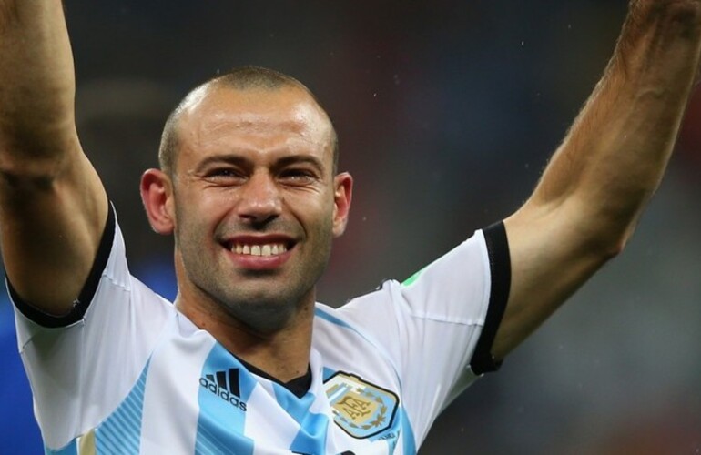 Imagen de Los argentinos est&aacute;n orgullosos y eligen a Mascherano como figura