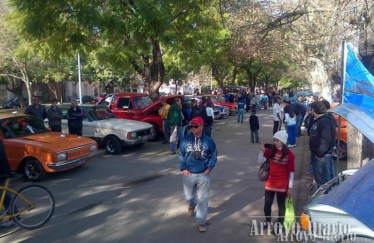 Imagen de Se realizó el 1° Encuentro Ford Falcon en Arroyo Seco