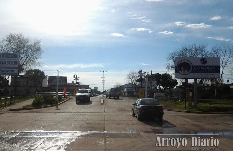 Paso a nivel sobre calle Libertad