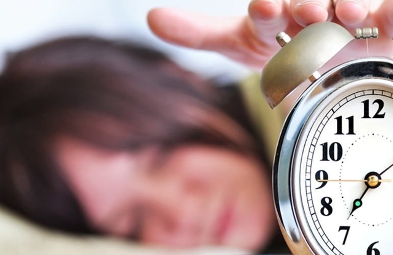 Imagen de Esos "cinco minutos más" de sueño afectan todo tu día