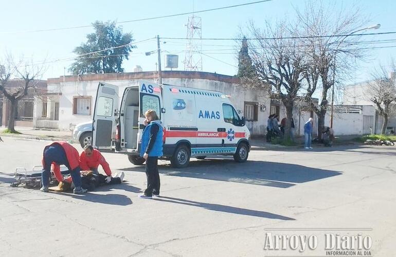 Imagen de Accidente de tránsito entre una moto y una bicicleta