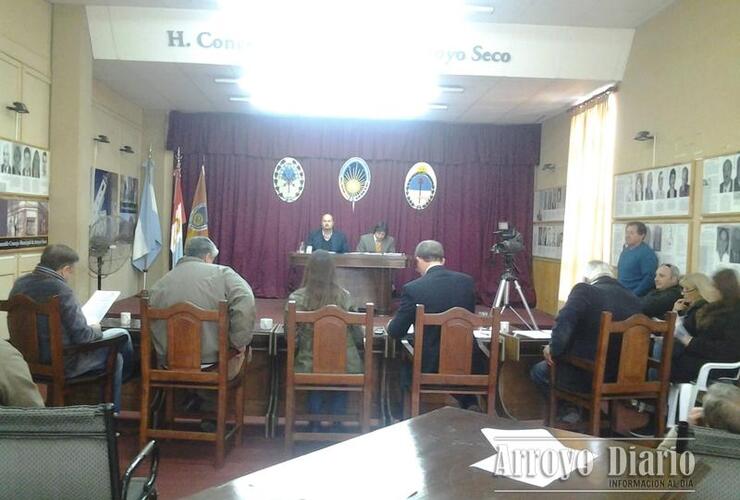 Imagen de Honorable Concejo Municipal: Orden del día, sesión martes 12 de agosto de 2014