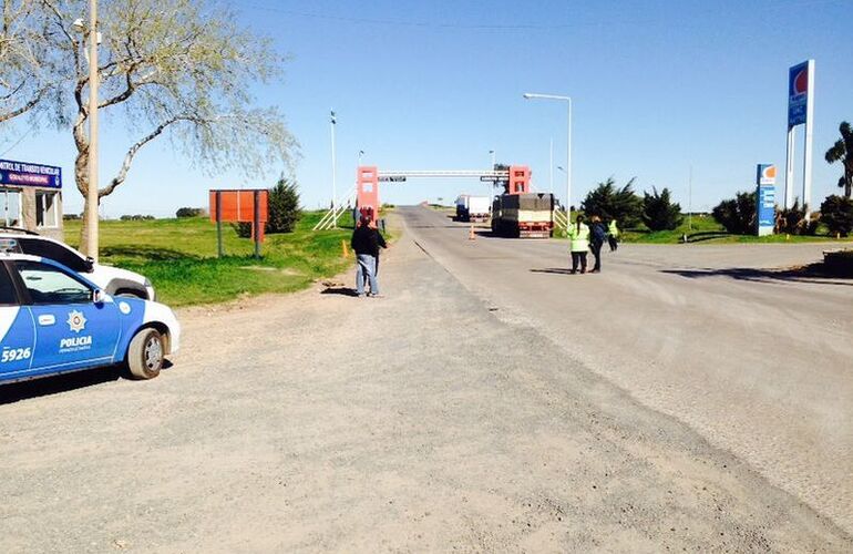 Así se desarrollaba uno de los operativos este martes. Foto: Gentileza Comisario Inspector Daniel Villasboa