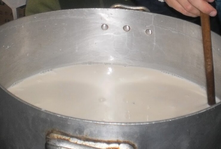 Imagen de Leche con tranquilizante: padres defienden a la maestra acusada