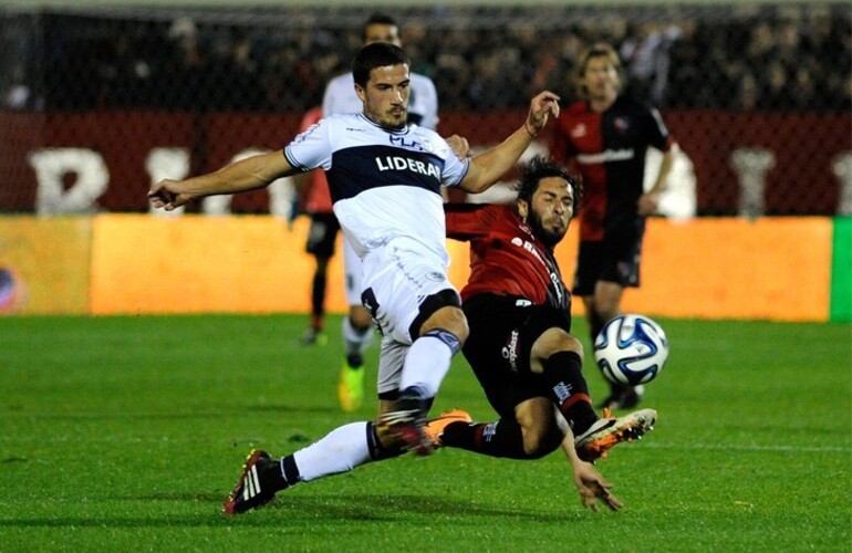 Imagen de Newells no pudo con Gimnasia y empató en el Coloso