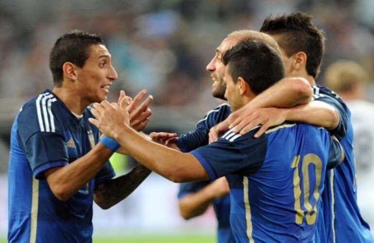 Imagen de La Selección de Martino le ganó al campeón del mundo