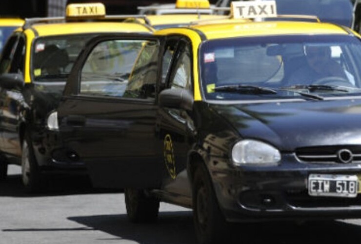 Imagen de Remiten al corralón un taxi cuyo chofer estaba alcoholizado