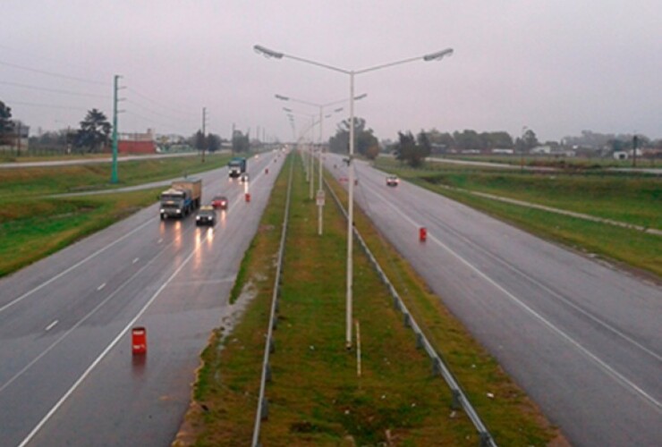 Imagen de Autopista a Buenos Aires: tránsito interrumpido por vuelco