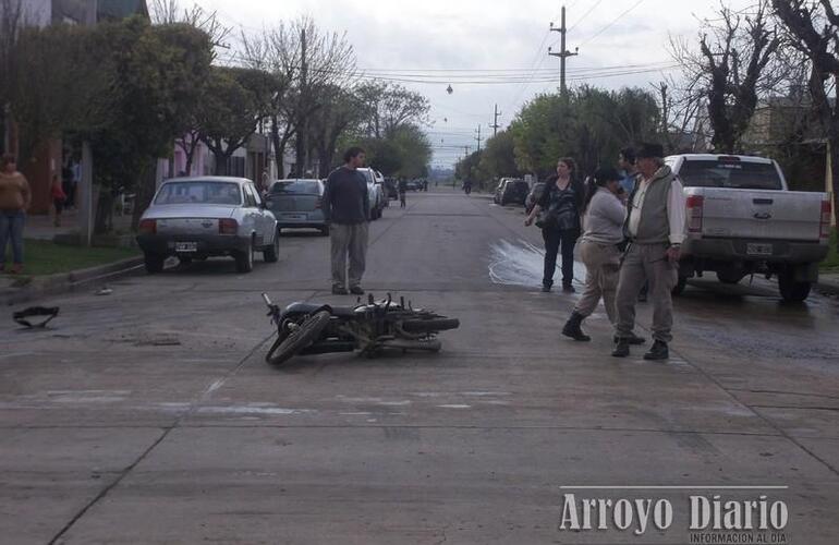 Accidente en Juan B. Justo y Moreno. Foto: Archivo AD