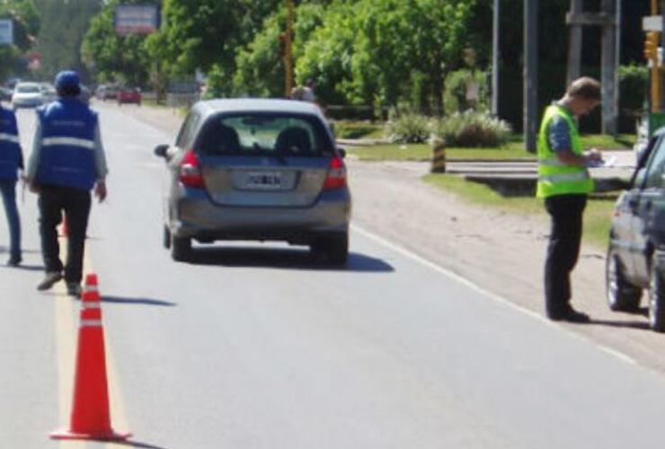 Los empresarios asaltados fueron escoltados por la Guardia Rural Los Pumas hasta la comisaría de Roldán.