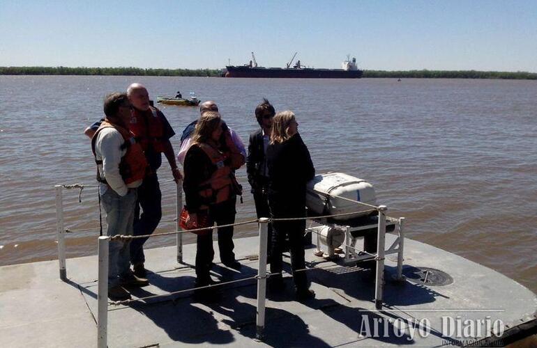 El pasado 11 de septiemnbre los concejales junto a las agentes nacionales, Lic. Angelina Sircelj, la Dra. Marisa Recoaro y la Lic. Angela Regueiro; recorrieron la costa de Arroyo Seco. Foto: Florencia D´Alonzo