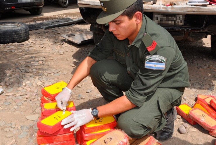 Imagen de Incautaron casi 180 kilos de cocaína y otros 237 de marihuana