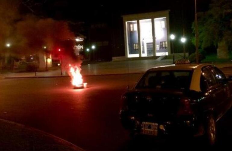 Imagen de Chofer sufrió un violento asalto en la zona sur y el hecho desató una protesta