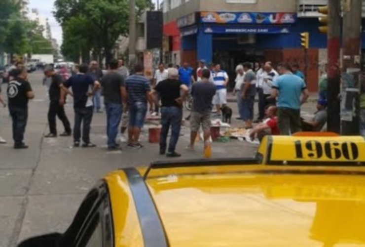 Imagen de Rosario: El paro de taxistas continúa hasta este jueves a las 6