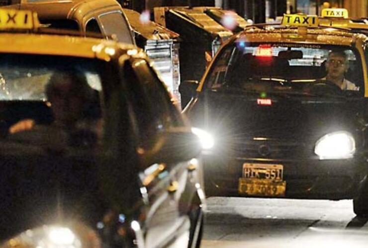 Imagen de Rosario: Los taxistas denunciaron 12 nuevos robos y un fin de semana sin policía
