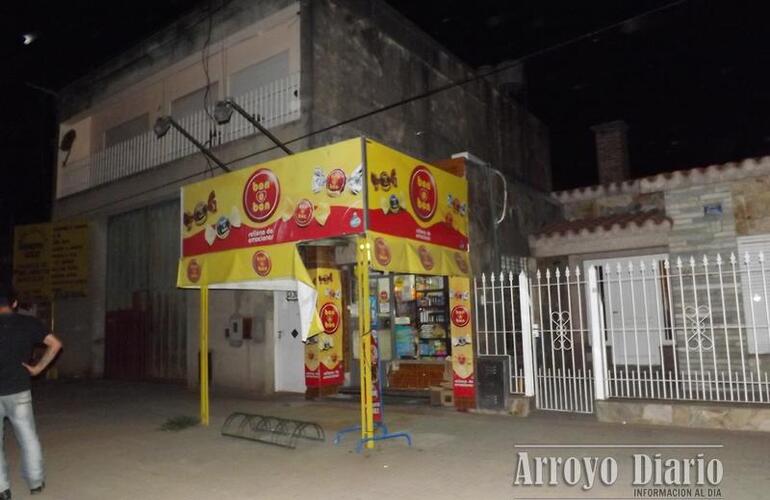 El kiosco está ubicado sobre calle San Nicolás al 500