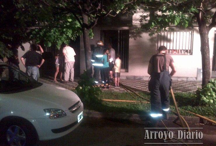 Imagen de Principio de incendio en una vivienda