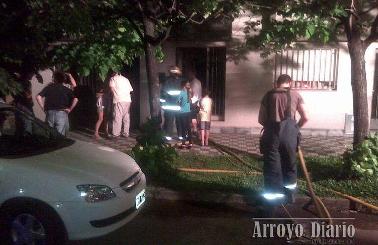 Imagen de Principio de incendio en una vivienda