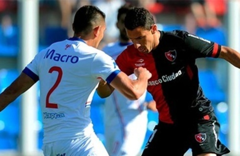 Imagen de Newell�s le gan&oacute; a Tigre en Victoria y sigue sumando