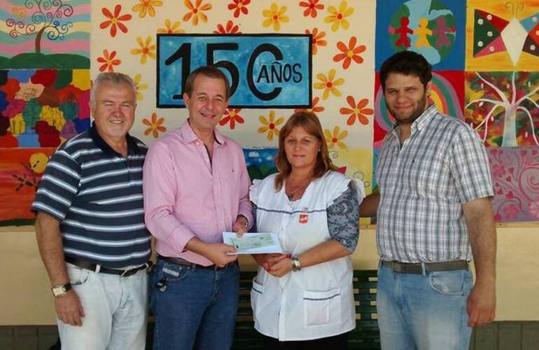 Imagen de Entrega de subsidios a distintas escuelas de Arroyo Seco